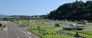 ぜぜ自動車学校