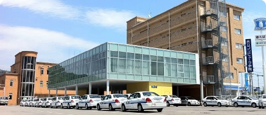 共立自動車学校・日野イメージ